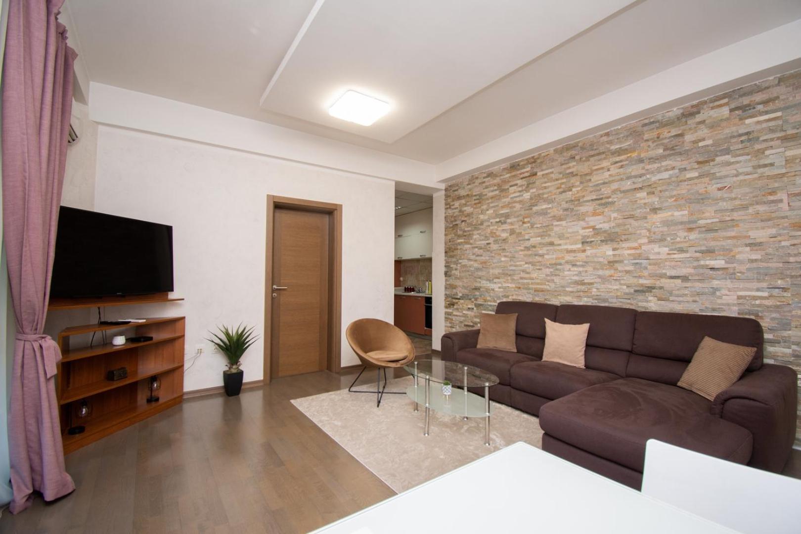 Maxim Compass Apartment Подгорица Екстериор снимка