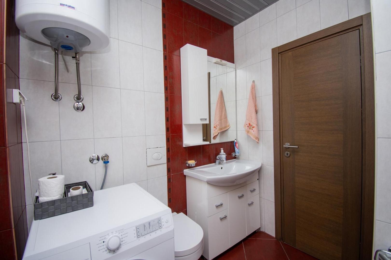 Maxim Compass Apartment Подгорица Екстериор снимка